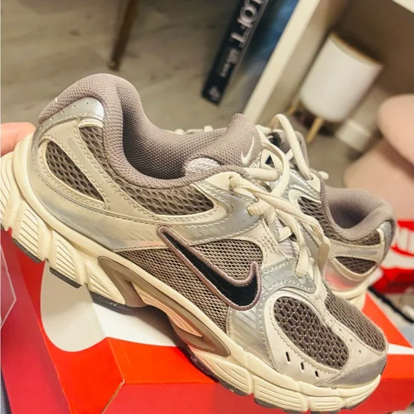 Nike Metallic Silver and Gray Running Shoes - Picture 2 of 6